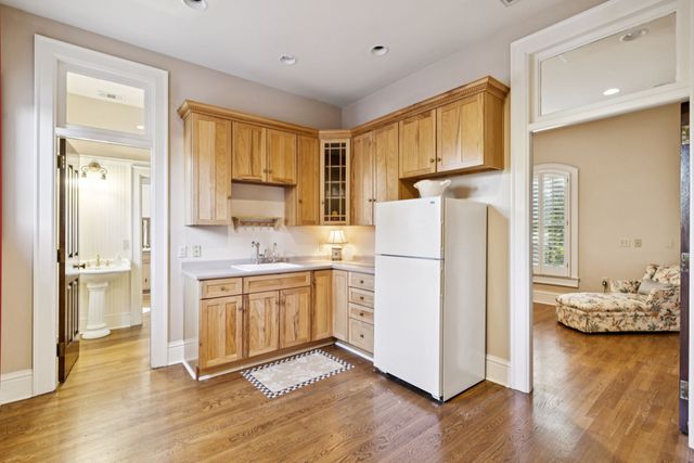 214 3rd Ave, S, Franklin, TN 37064