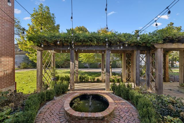 214 3rd Ave, S, Franklin, TN 37064