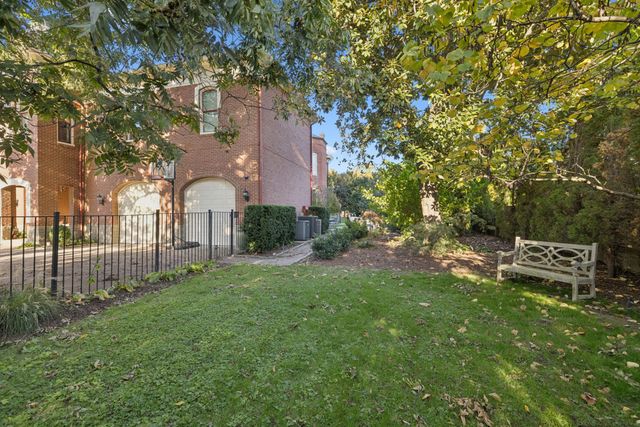 214 3rd Ave, S, Franklin, TN 37064