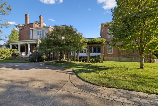 214 3rd Ave, S, Franklin, TN 37064