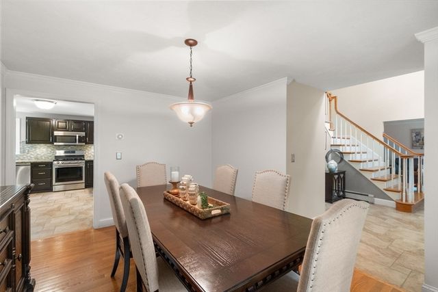 27 Lancashire Dr, Mansfield, MA 02048