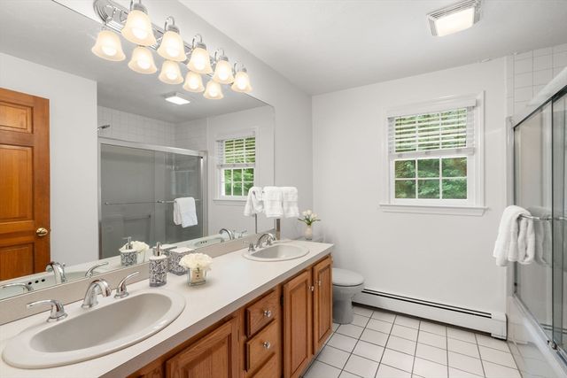 27 Lancashire Dr, Mansfield, MA 02048