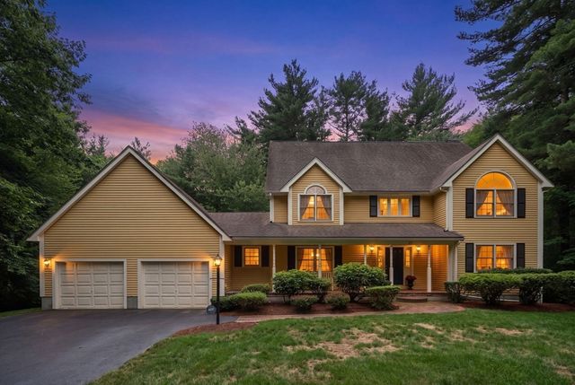 27 Lancashire Dr, Mansfield, MA 02048