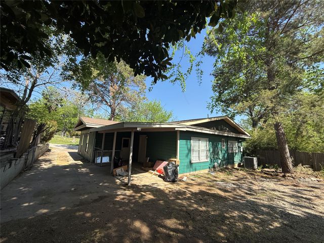 4405 Lisbon Street, Fort Worth, TX 76107