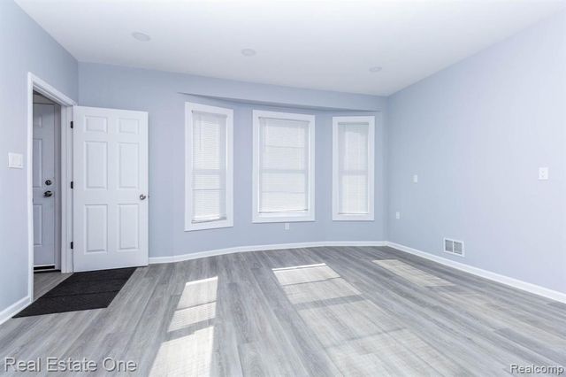 7327 American Street, Detroit, MI 48210