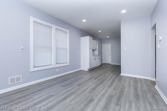 7327 American Street, Detroit, MI 48210