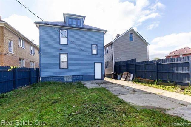 7327 American Street, Detroit, MI 48210