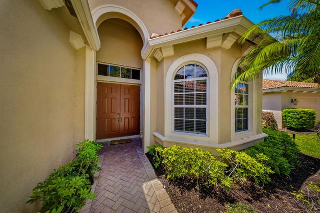 7453 Bob O Link Way, Port St. Lucie, FL 34986