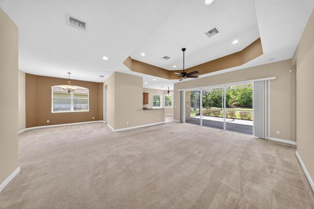 7453 Bob O Link Way, Port St. Lucie, FL 34986