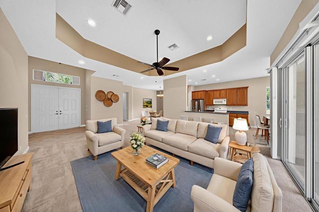 7453 Bob O Link Way, Port St. Lucie, FL 34986