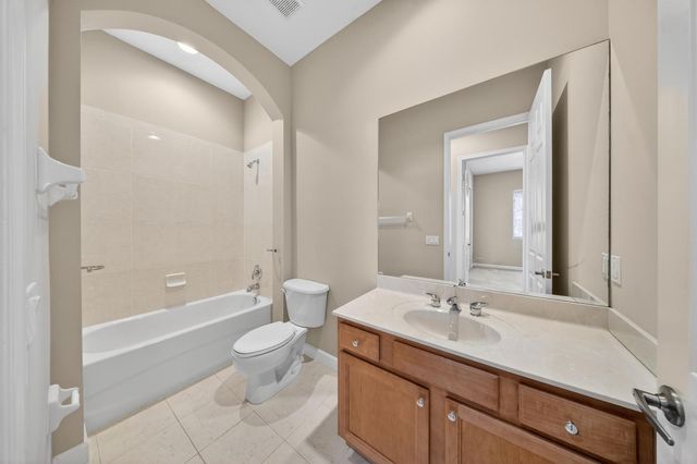 7453 Bob O Link Way, Port St. Lucie, FL 34986