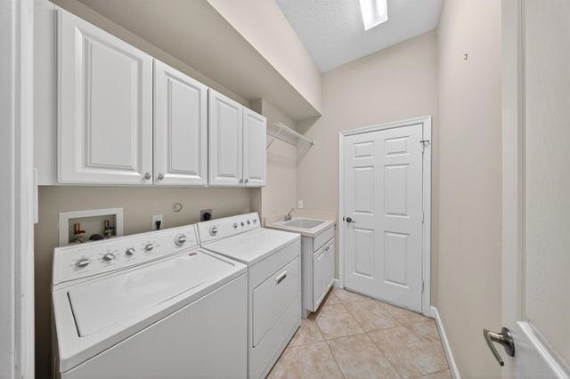 7453 Bob O Link Way, Port St. Lucie, FL 34986