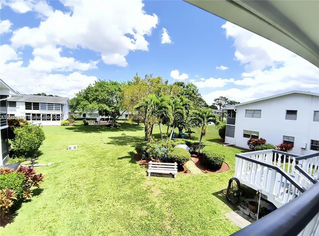 308 N Markham N, Deerfield Beach, FL 33442