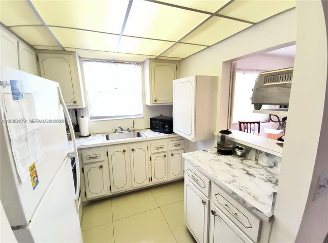 308 N Markham N, Deerfield Beach, FL 33442