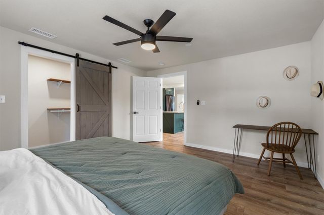 836 Cottletown RD, Smithville, TX 78957