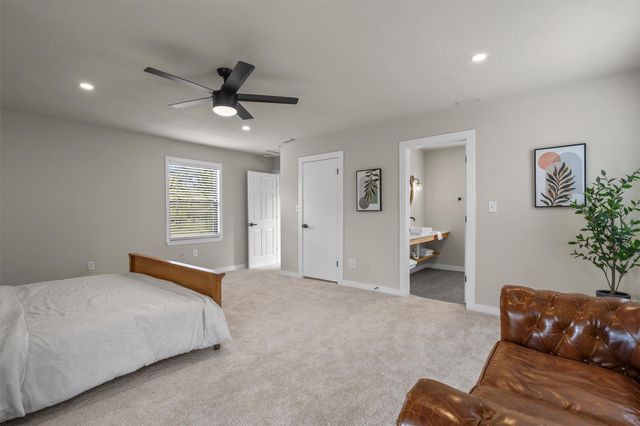 836 Cottletown RD, Smithville, TX 78957