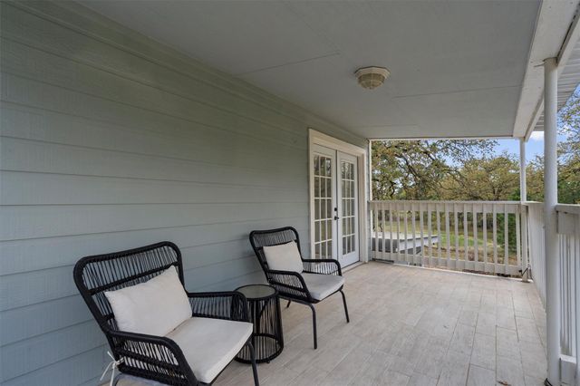 836 Cottletown RD, Smithville, TX 78957