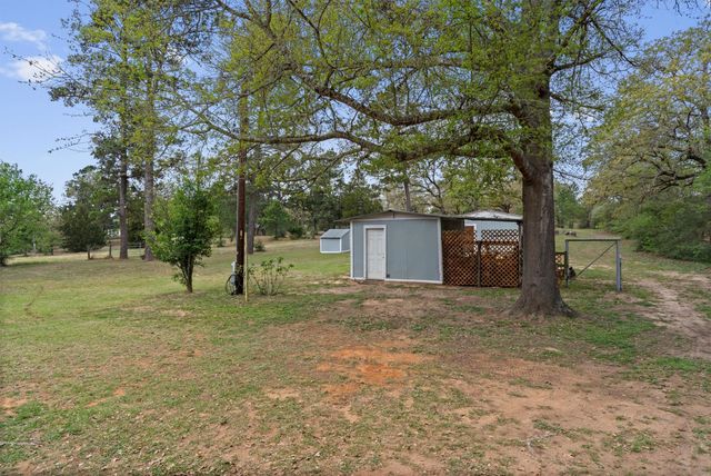 836 Cottletown RD, Smithville, TX 78957