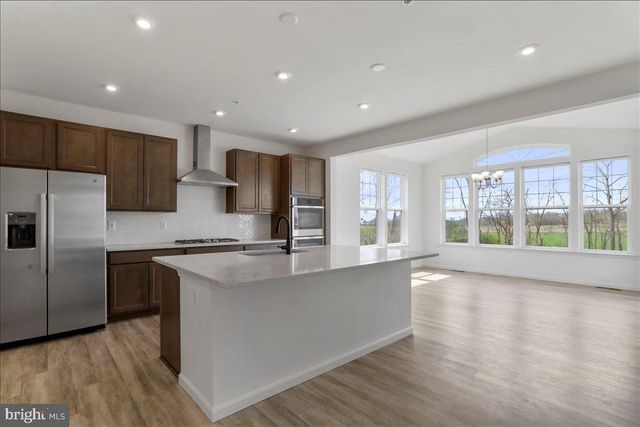 12155 FALLEN TIMBERS CIR, Hagerstown, MD 21740