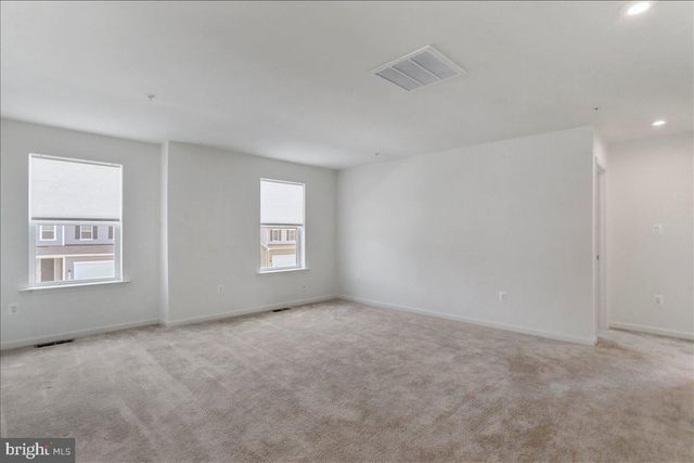 12155 FALLEN TIMBERS CIR, Hagerstown, MD 21740