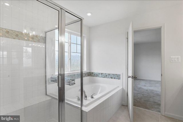 12155 FALLEN TIMBERS CIR, Hagerstown, MD 21740