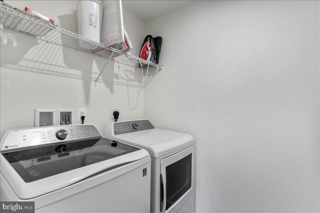 12155 FALLEN TIMBERS CIR, Hagerstown, MD 21740