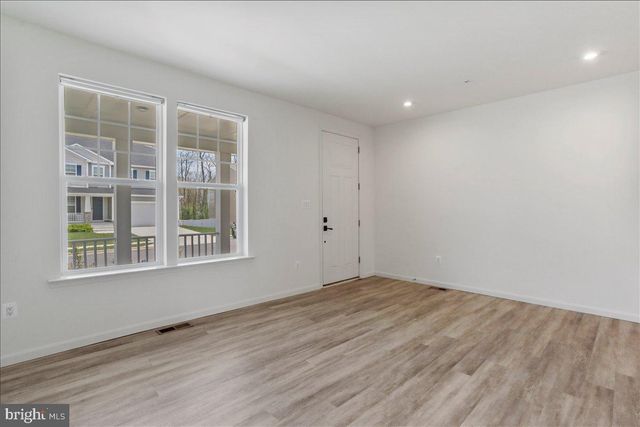 12155 FALLEN TIMBERS CIR, Hagerstown, MD 21740