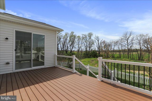 12155 FALLEN TIMBERS CIR, Hagerstown, MD 21740