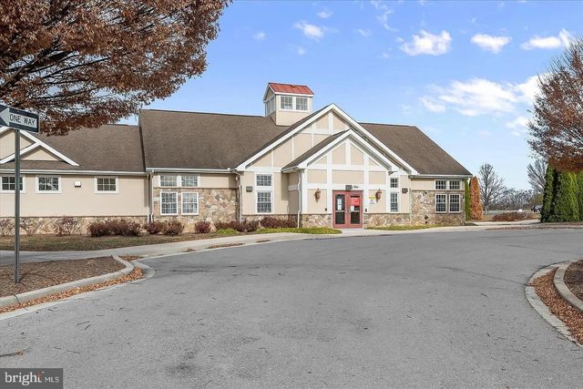 12155 FALLEN TIMBERS CIR, Hagerstown, MD 21740