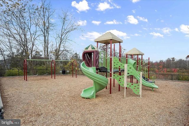 12155 FALLEN TIMBERS CIR, Hagerstown, MD 21740