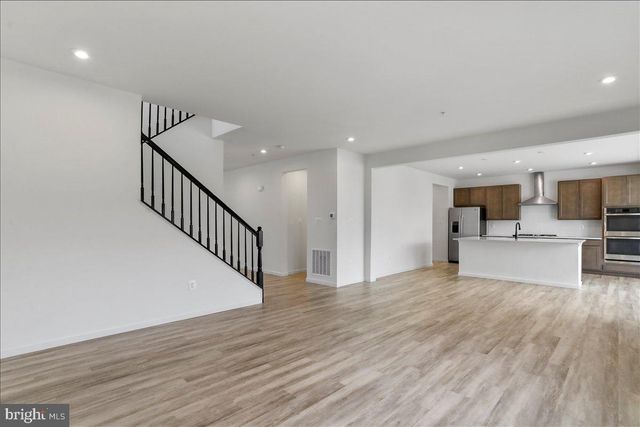 12155 FALLEN TIMBERS CIR, Hagerstown, MD 21740