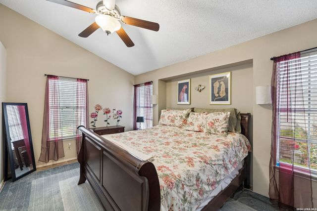 12 Cross Canyon, San Antonio, TX 78247