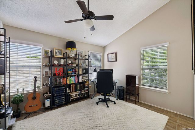 12 Cross Canyon, San Antonio, TX 78247