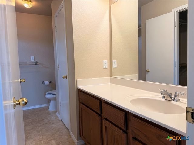 1229 Hilltop Drive, San Marcos, TX 78666