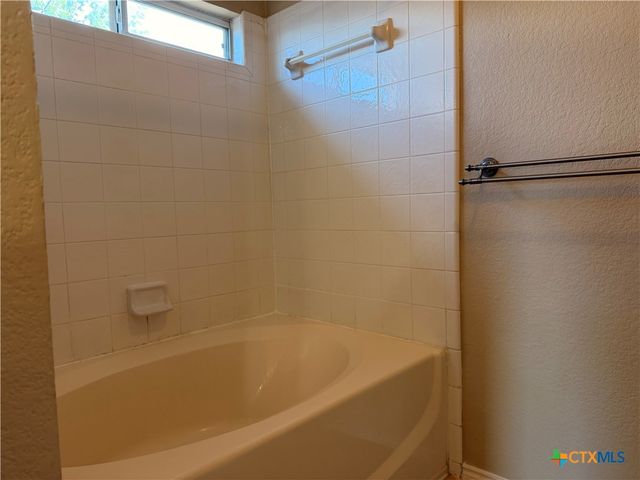 1229 Hilltop Drive, San Marcos, TX 78666