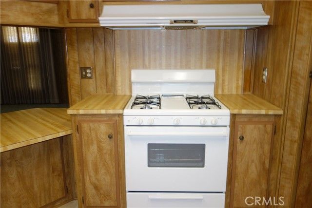 970 Vista Grande, Hemet, CA 92543