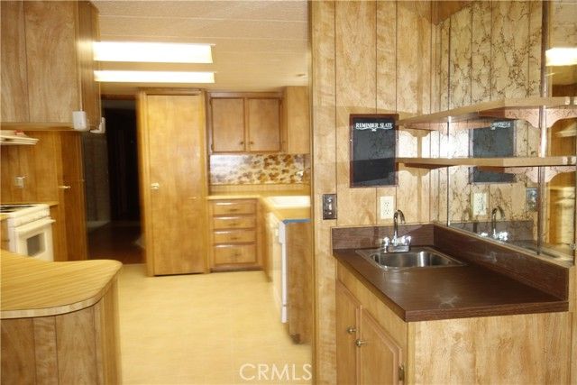 970 Vista Grande, Hemet, CA 92543