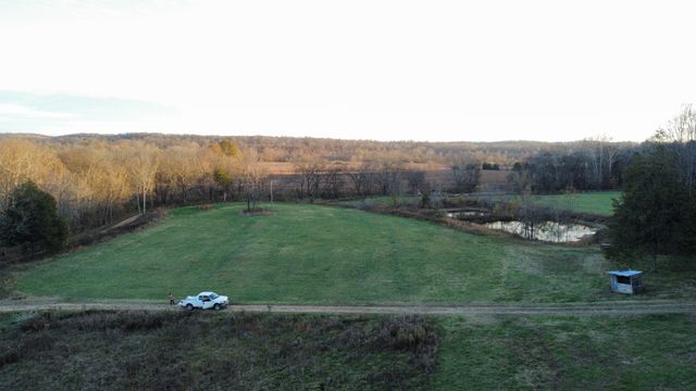 8885 Rasbury Hollow Rd, Waynesboro, TN 38485