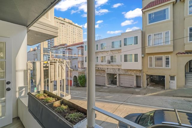 1250 Clay Street 103, San Francisco, CA 94108