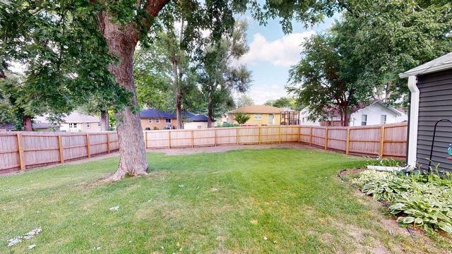 4111 40th Street, Des Moines, IA 50310