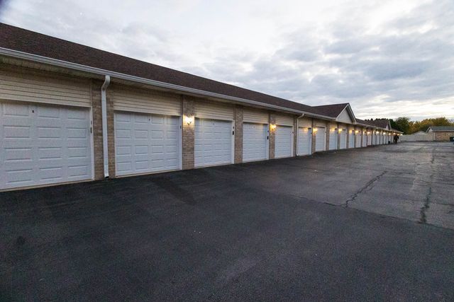 7755 BRISTOL PARK Drive 1NE, Tinley Park, IL 60477