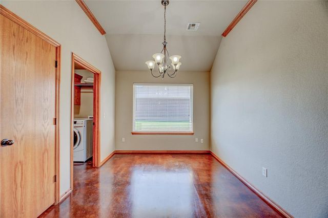 601 NW Van Buren Avenue, Piedmont, OK 73078