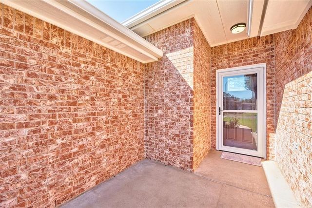 601 NW Van Buren Avenue, Piedmont, OK 73078