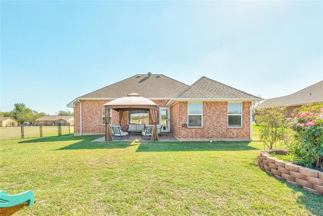 601 NW Van Buren Avenue, Piedmont, OK 73078