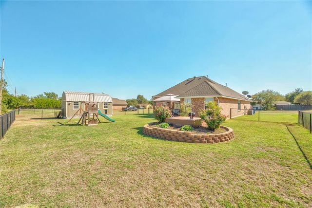 601 NW Van Buren Avenue, Piedmont, OK 73078