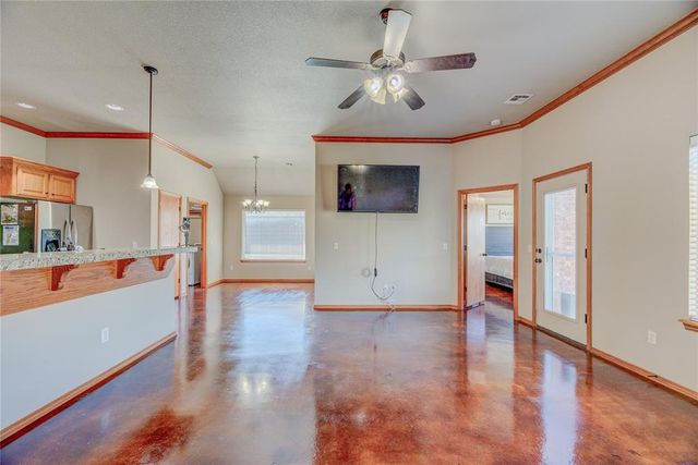 601 NW Van Buren Avenue, Piedmont, OK 73078