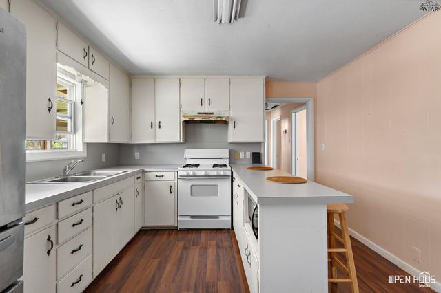 406 KELLY STREET, Burkburnett, TX 76354