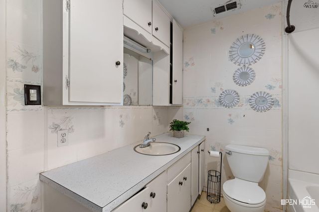 406 KELLY STREET, Burkburnett, TX 76354