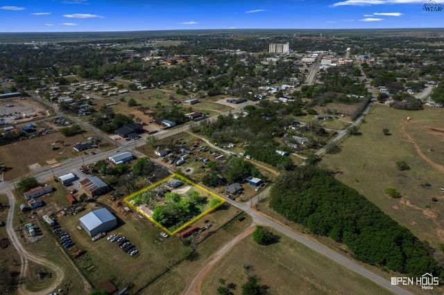 406 KELLY STREET, Burkburnett, TX 76354