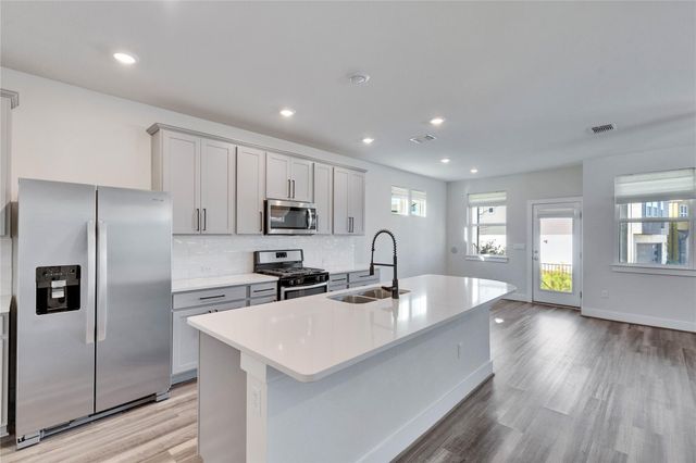 7408 Acela TRL 217, Austin, TX 78744